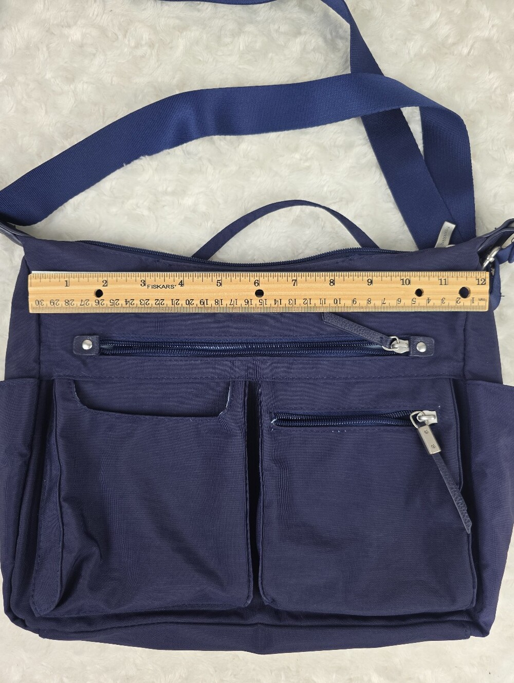 Baggallini Anywhere Large Hobo Tote With RFID Phone Wristlet Navy Blue - Picture 11 of 12